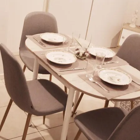 Lovely & Stylish - Port De France ニース